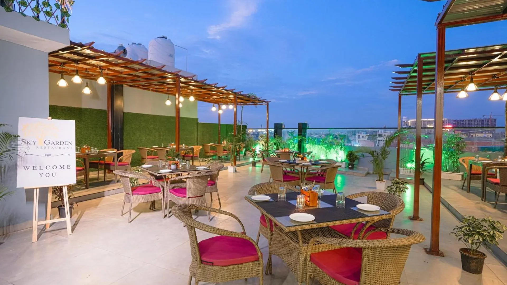 Hotel Sky View - Zirakpur, Chandigarh
